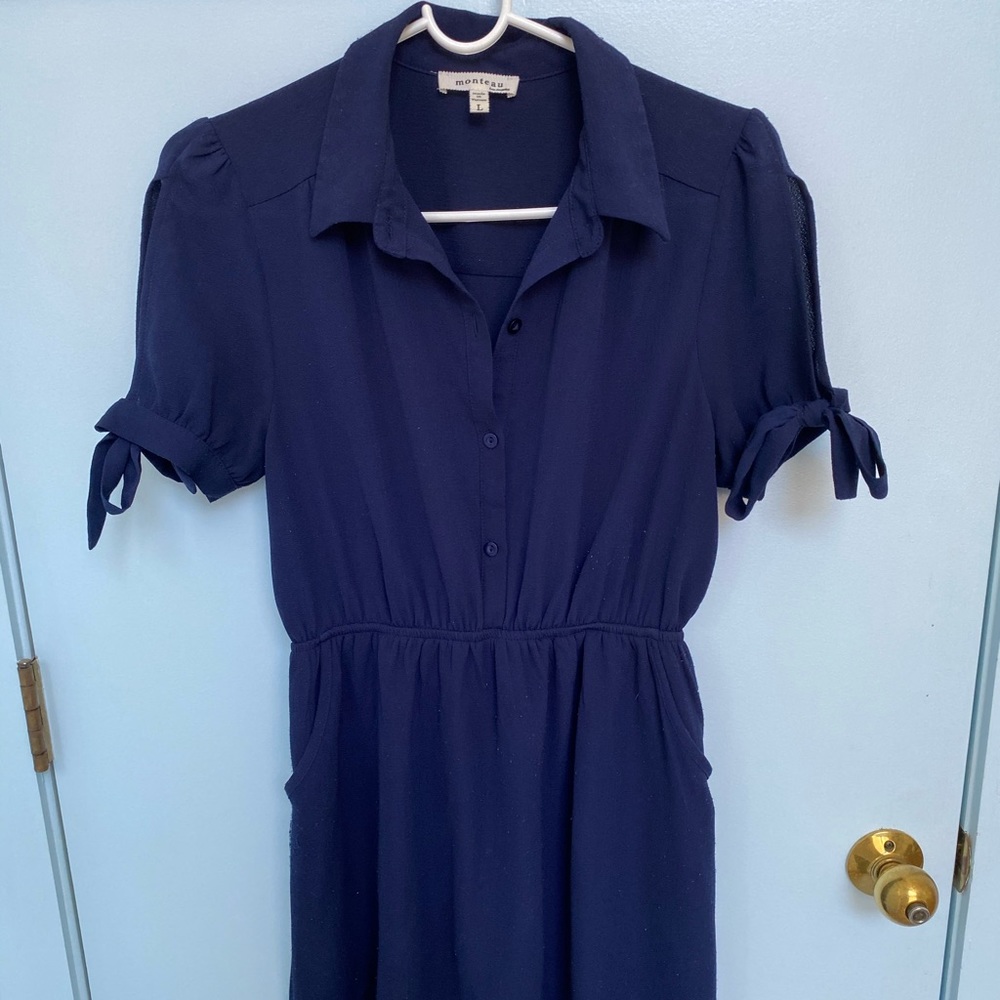 Blue dress